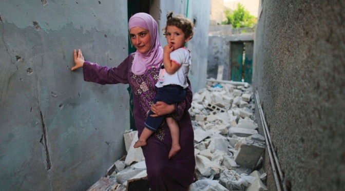 Em seis meses de ataques aéreos da coalizão, cerca de 2000 pessoas foram mortas e feridas, incluindo mulheres e crianças